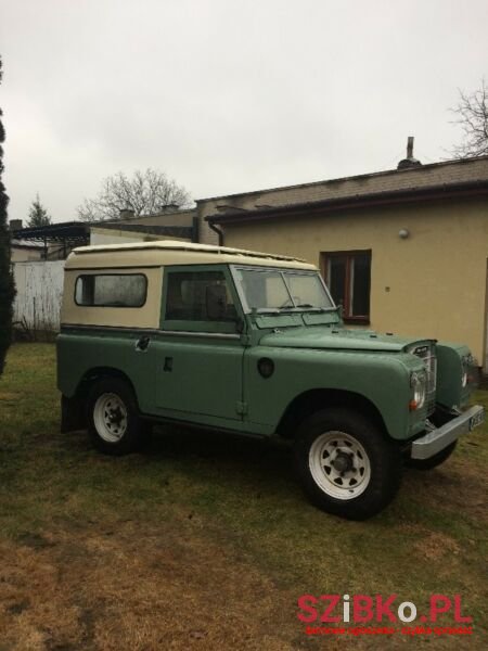 1976' Land Rover Series III Sahara photo #4