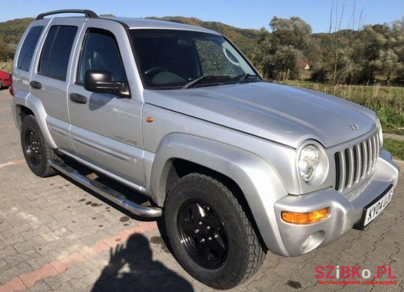 2004' Jeep Cherokee Liberty photo #4