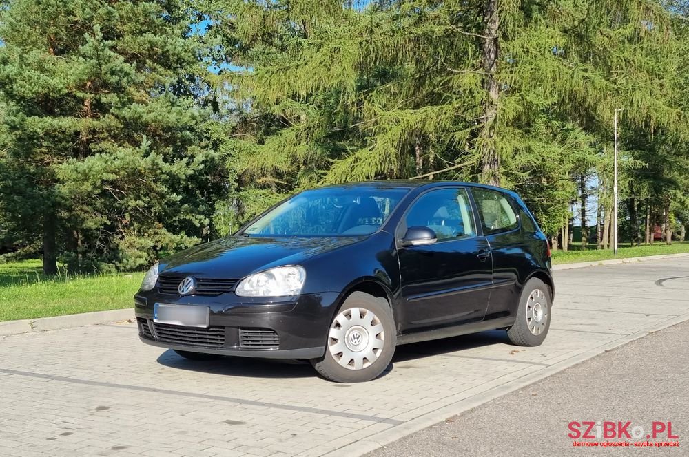 2008' Volkswagen Golf photo #1