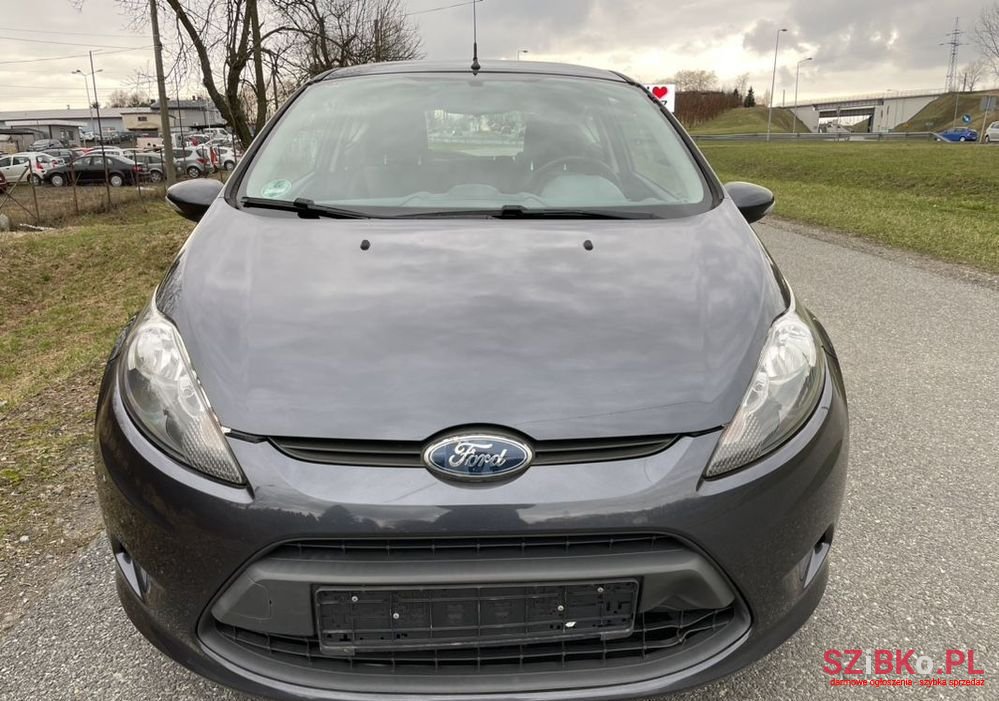 2010' Ford Fiesta 1.25 Ambiente photo #1
