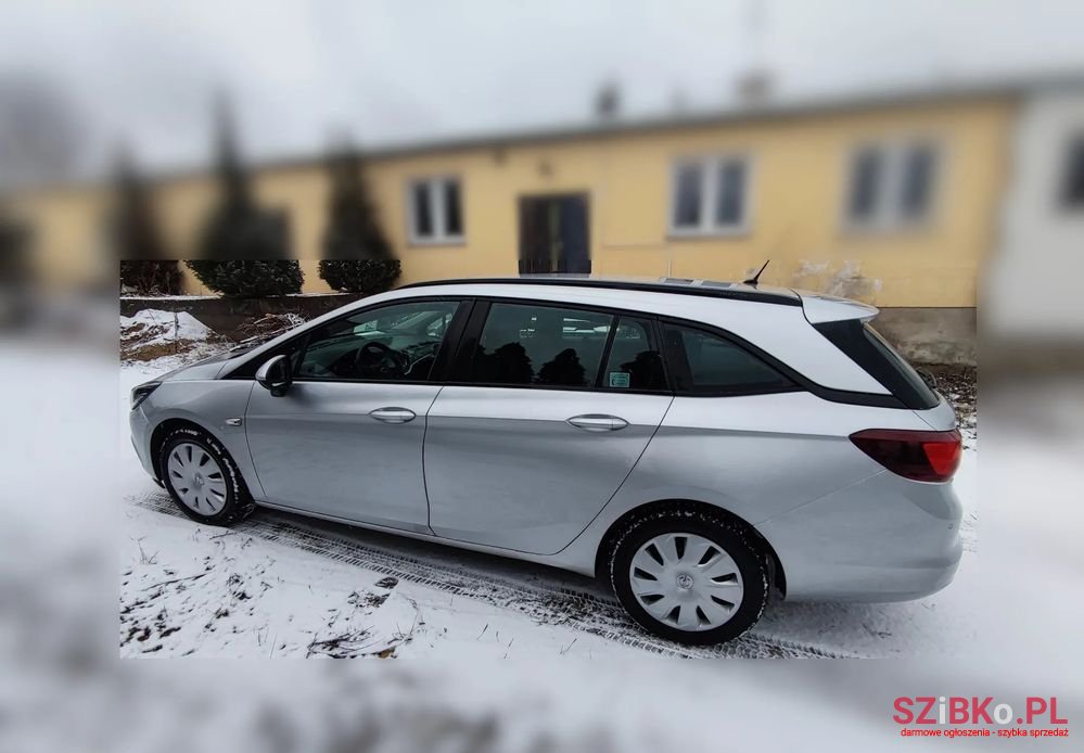 2018' Opel Astra Enjoy photo #4