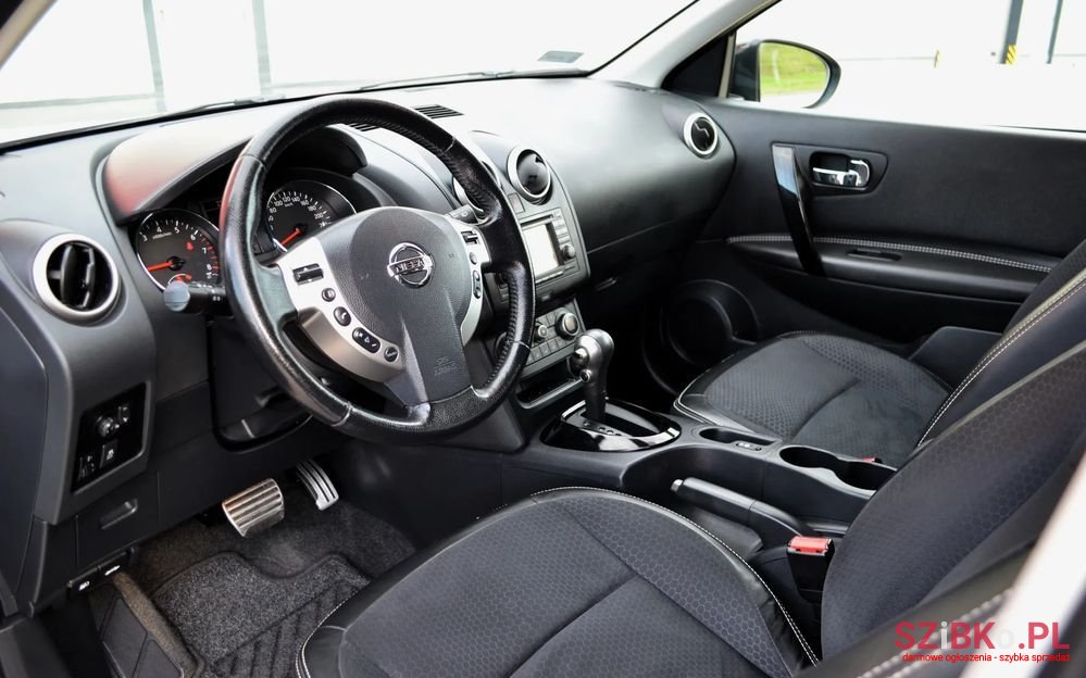 2013' Nissan Qashqai 1.6 360 Cvt photo #5