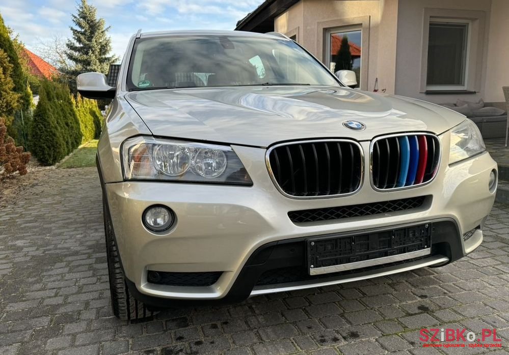 2011' BMW X3 Xdrive20D photo #1