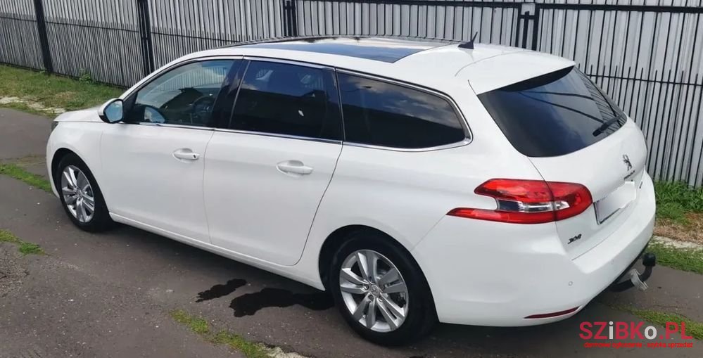 2014' Peugeot 308 photo #2