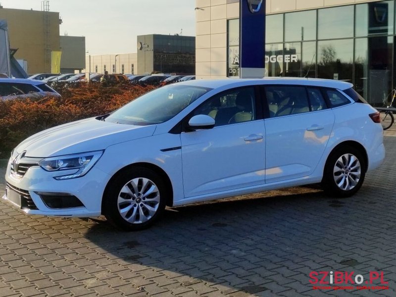 2019' Renault Megane photo #6