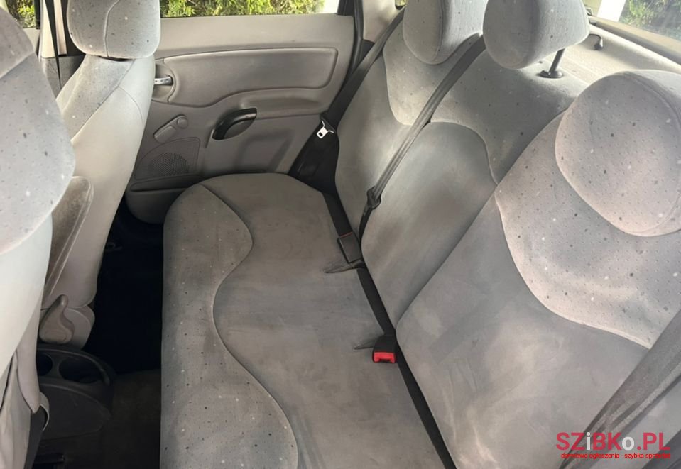 2002' Citroen C3 photo #5