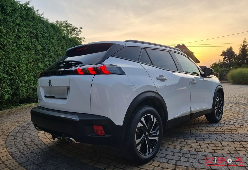 2019' Peugeot 2008 photo #3