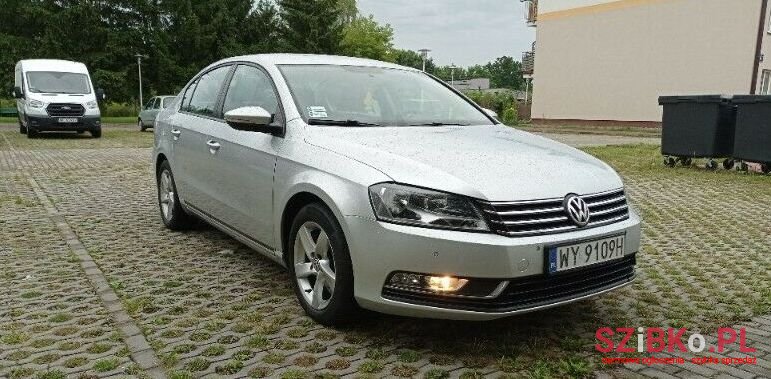 2012' Volkswagen Passat photo #1