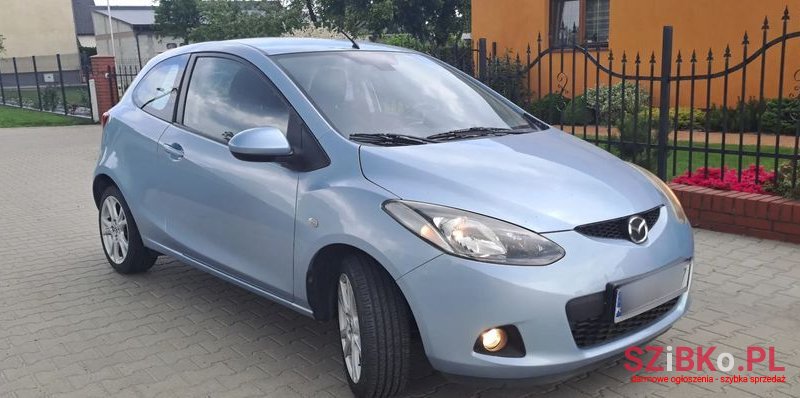 2008' Mazda 2 1.3 Sport Impression photo #2