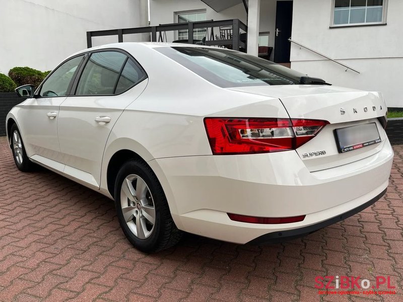 2020' Skoda Superb 1.5 Tsi Act Active photo #5