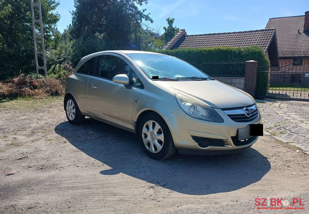 2010' Opel Corsa 1.2 16V Cosmo photo #2