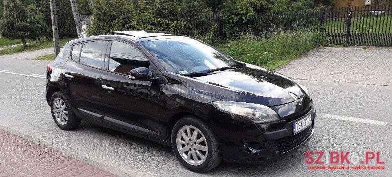 2010' Renault Megane photo #1