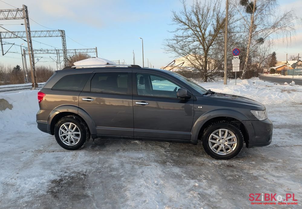 2013' Fiat Freemont photo #5