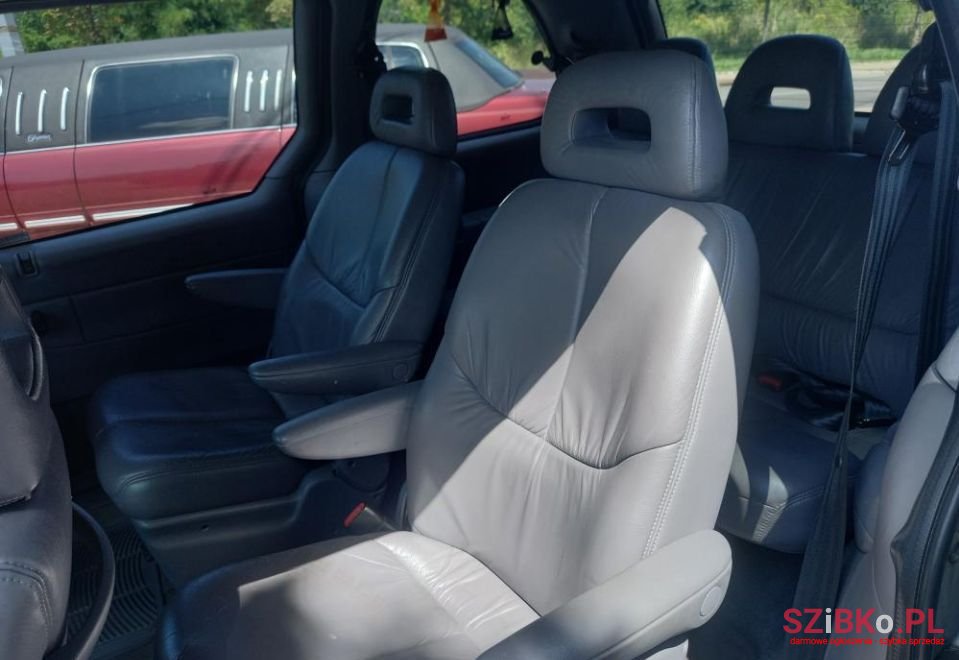 1998' Chrysler Voyager photo #5