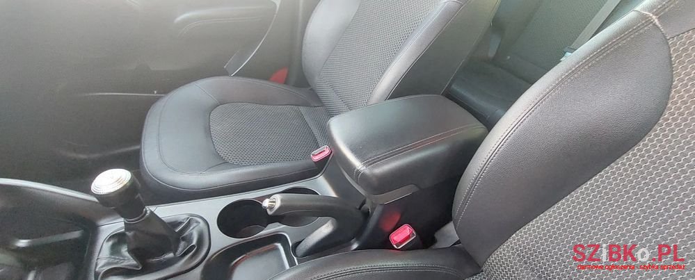 2012' Hyundai ix35 photo #5