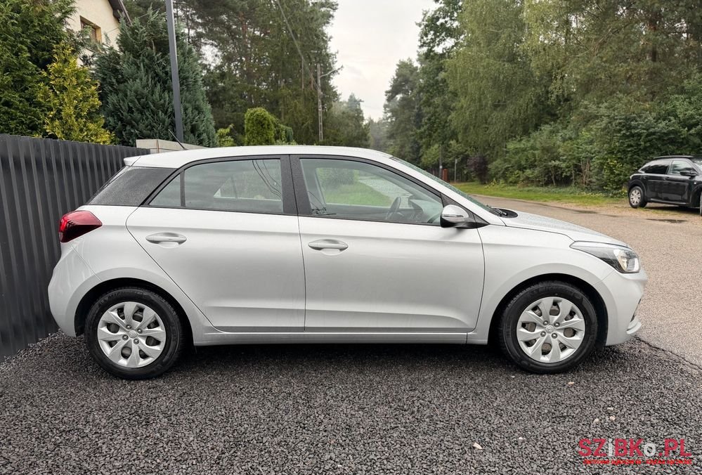 2019' Hyundai i20 1.2 photo #4