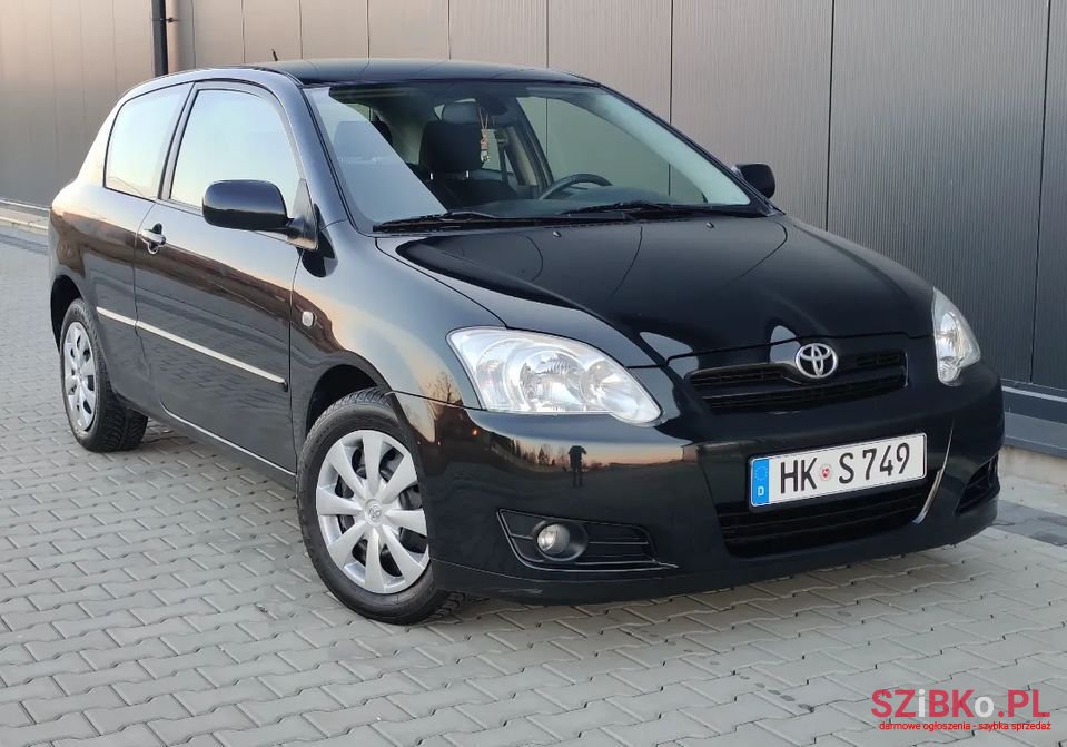 2005' Toyota Corolla Prestige photo #4