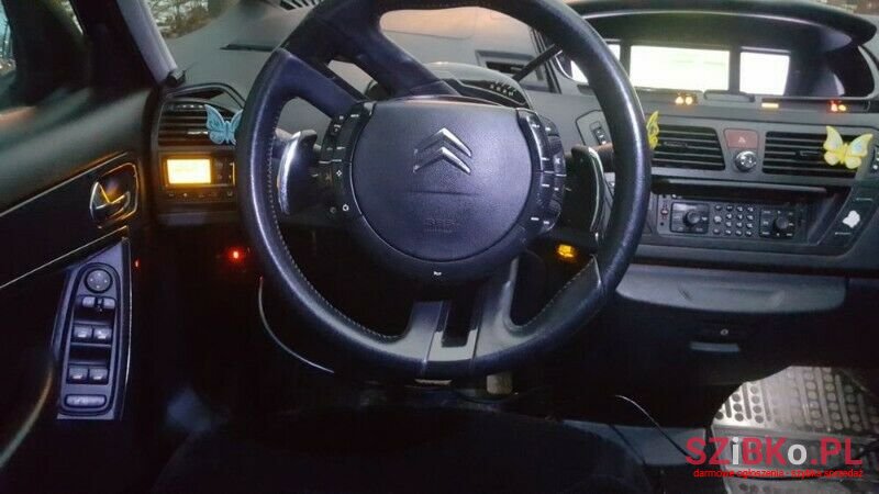 2007' Citroen C4 Picasso photo #2