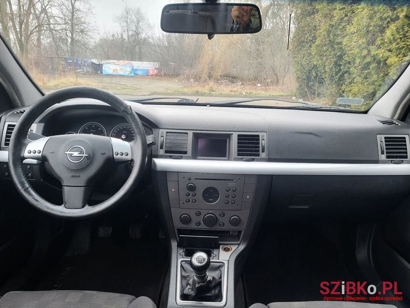 2004' Opel Vectra 2.2 Dti Comfort photo #4