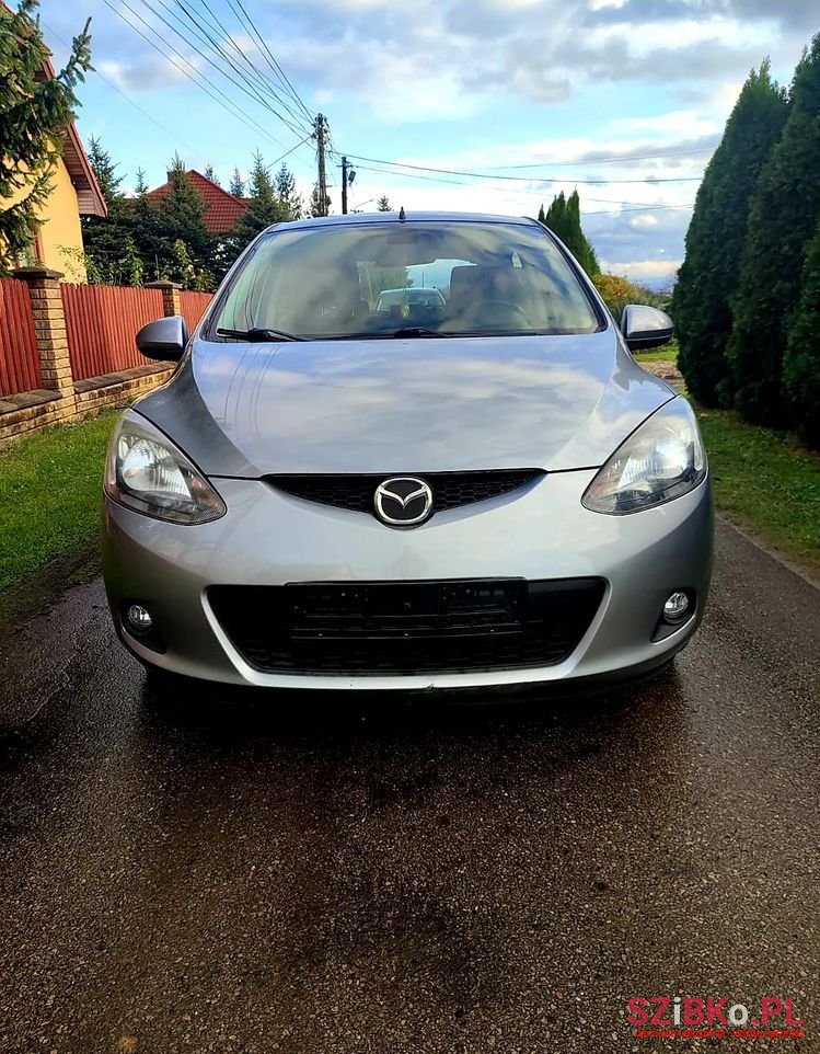 2008' Mazda 2 1.3 Exclusive+ photo #3