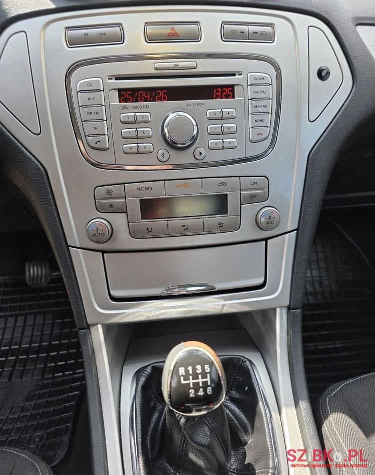 2009' Ford Mondeo 1.8 Tdci Ghia X photo #6