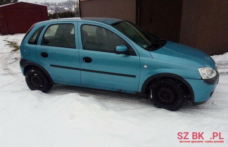 2001' Opel Corsa photo #1