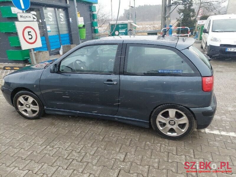 2001' SEAT Ibiza photo #4