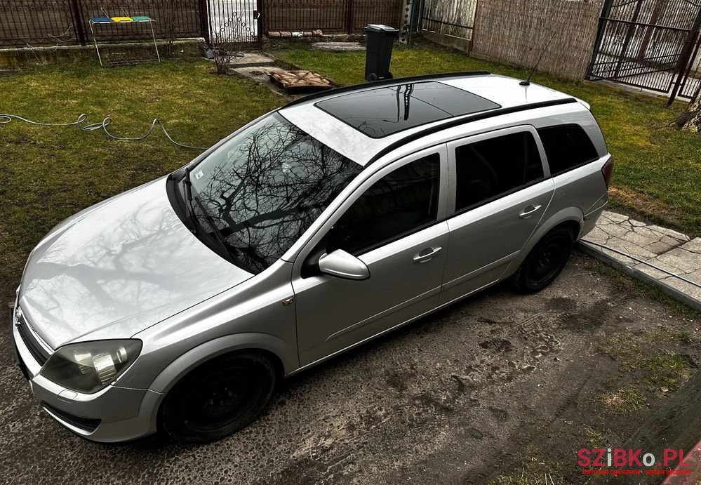 2006' Opel Astra Iii 1.9 Cdti Cosmo photo #1