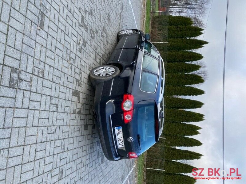 2007' Volkswagen Passat photo #6