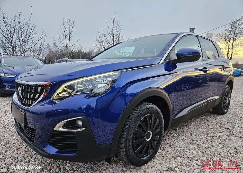 2017' Peugeot 3008 1.2 Puretech Allure photo #2