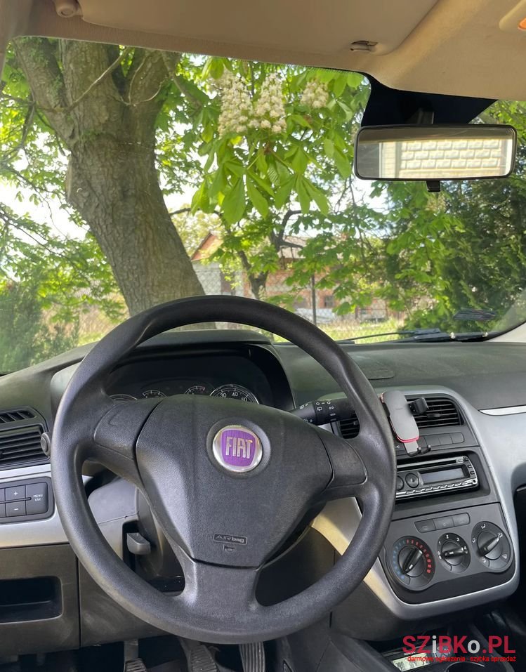 2009' Fiat Grande Punto photo #6