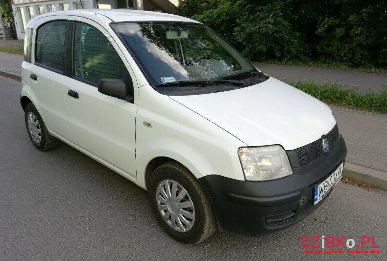 2006' Fiat Panda photo #3