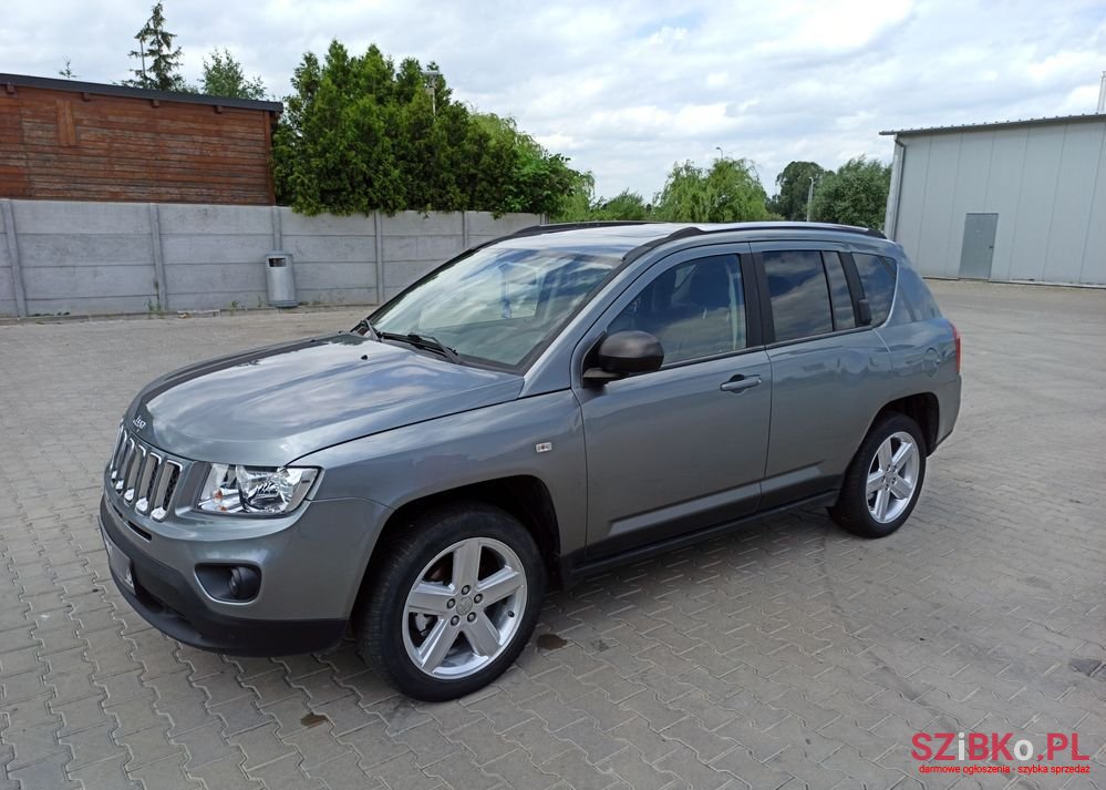 2011' Jeep Compass photo #1
