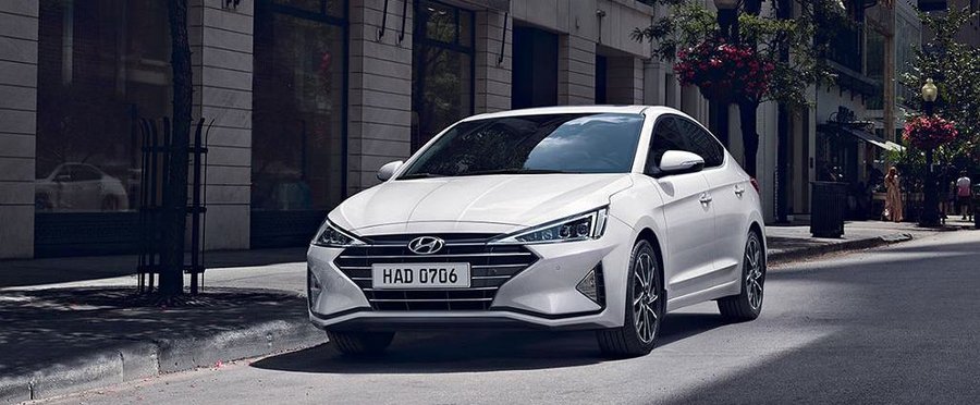 Nowy sedan Hyundaia już do kupienia w Polsce. Znamy ceny i pełną specyfikację