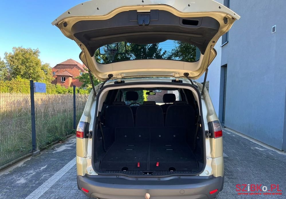 2006' Ford S-Max 2.0 Ambiente photo #5