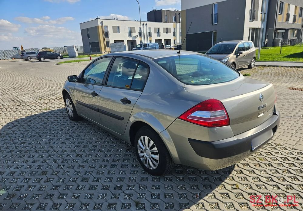 2007' Renault Megane photo #2