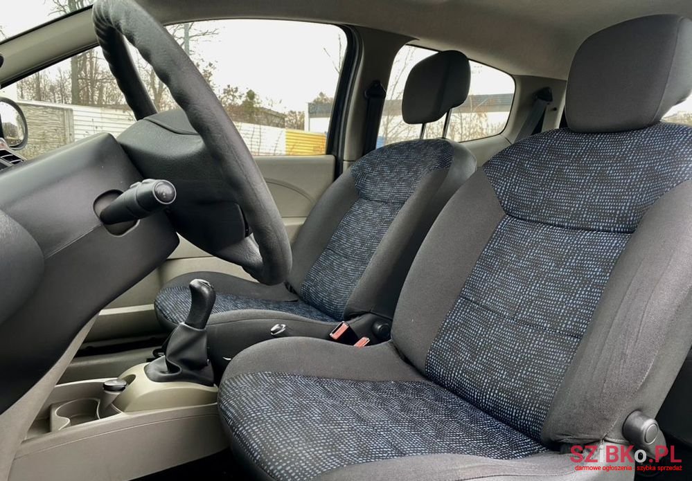 2009' Renault Twingo Dci 65 Eco2 photo #6