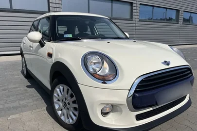 2016' MINI Cooper Standard