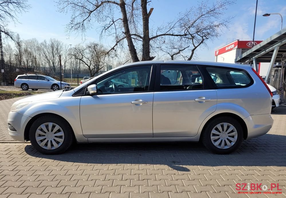 2009' Ford Focus photo #4