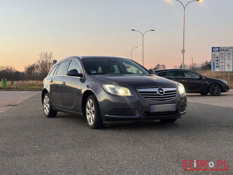 2009' Opel Insignia 2.0 Cdti Cosmo photo #2