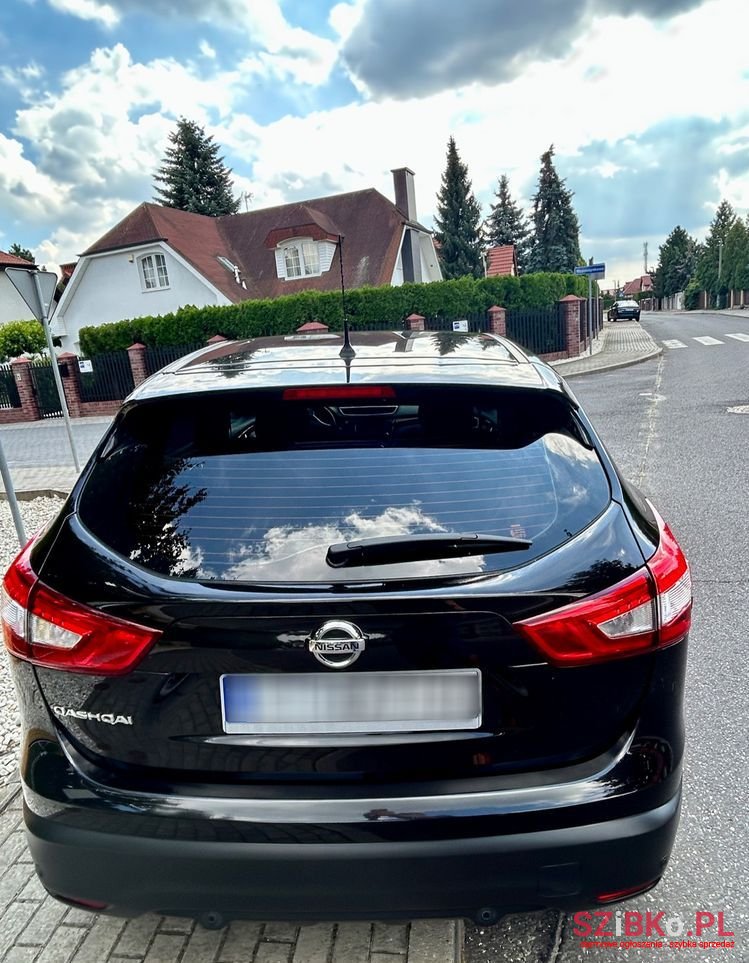 2015' Nissan Qashqai photo #2