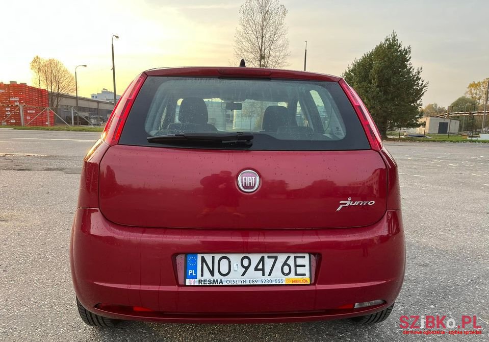 2010' Fiat Grande Punto photo #3