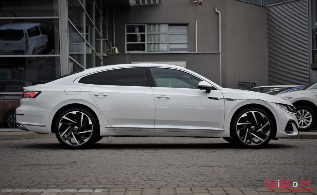 2023' Volkswagen Arteon photo #3