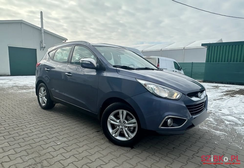 2011' Hyundai ix35 2.0 Crdi Style photo #3
