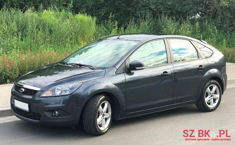 2010' Ford Focus photo #1