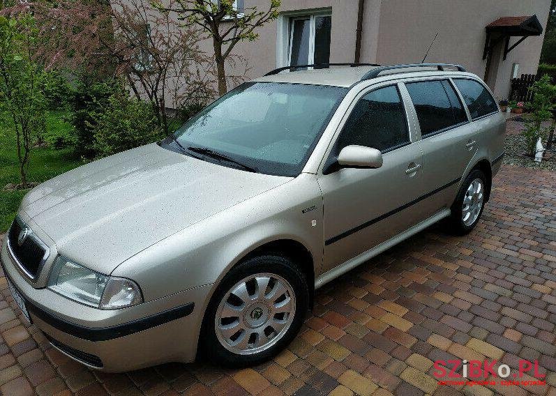 2004' Skoda Octavia photo #1