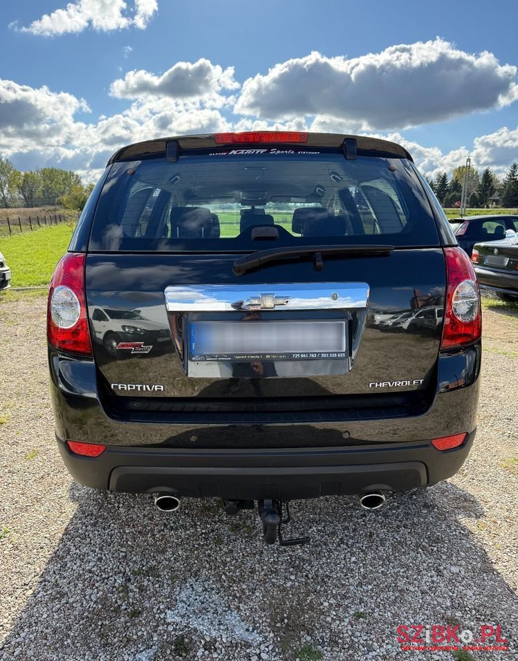 2011' Chevrolet Captiva 2.2 D Ls+ photo #6
