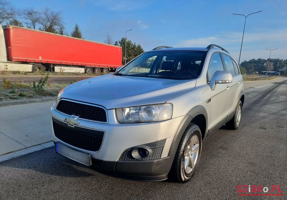 2012' Chevrolet Captiva 2.4 Fwd Lt photo #1