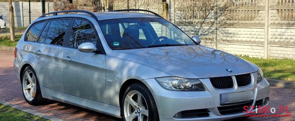 2006' BMW 3 Series 318I Touring photo #1