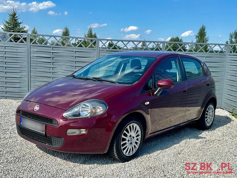 2012' Fiat Punto Evo photo #4